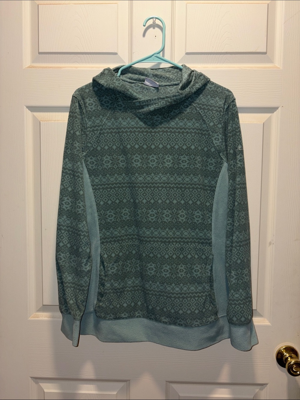 Columbia Women's Sage Green Patterned Cowl Neck Pullover